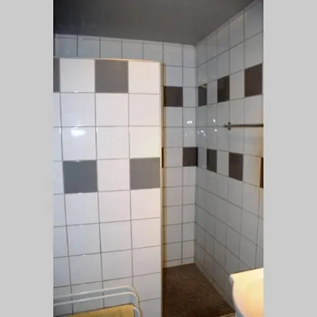 Apartment T3 Familial Avec Acces Direct A La Plage.